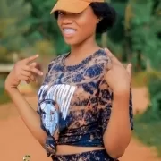 Chivvy Jane Da loyal Girl