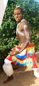 Akyusiza Olugero Lwange